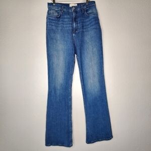 Current Elliott Flared Leg Jeans 29